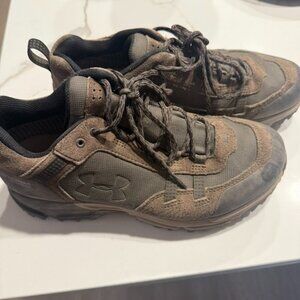 Under Armour Brown Hiking Boots Size 9